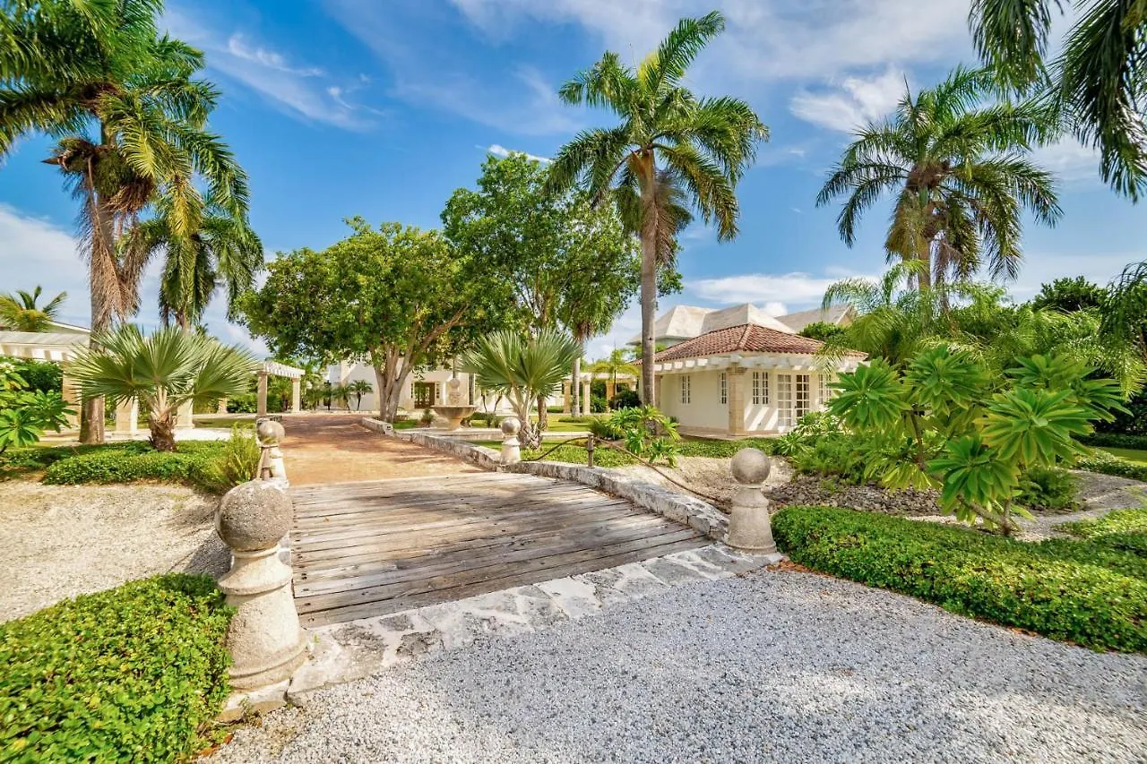 Paradise Luxury Villa With Huge Pool And Jacuzzi Punta Cana